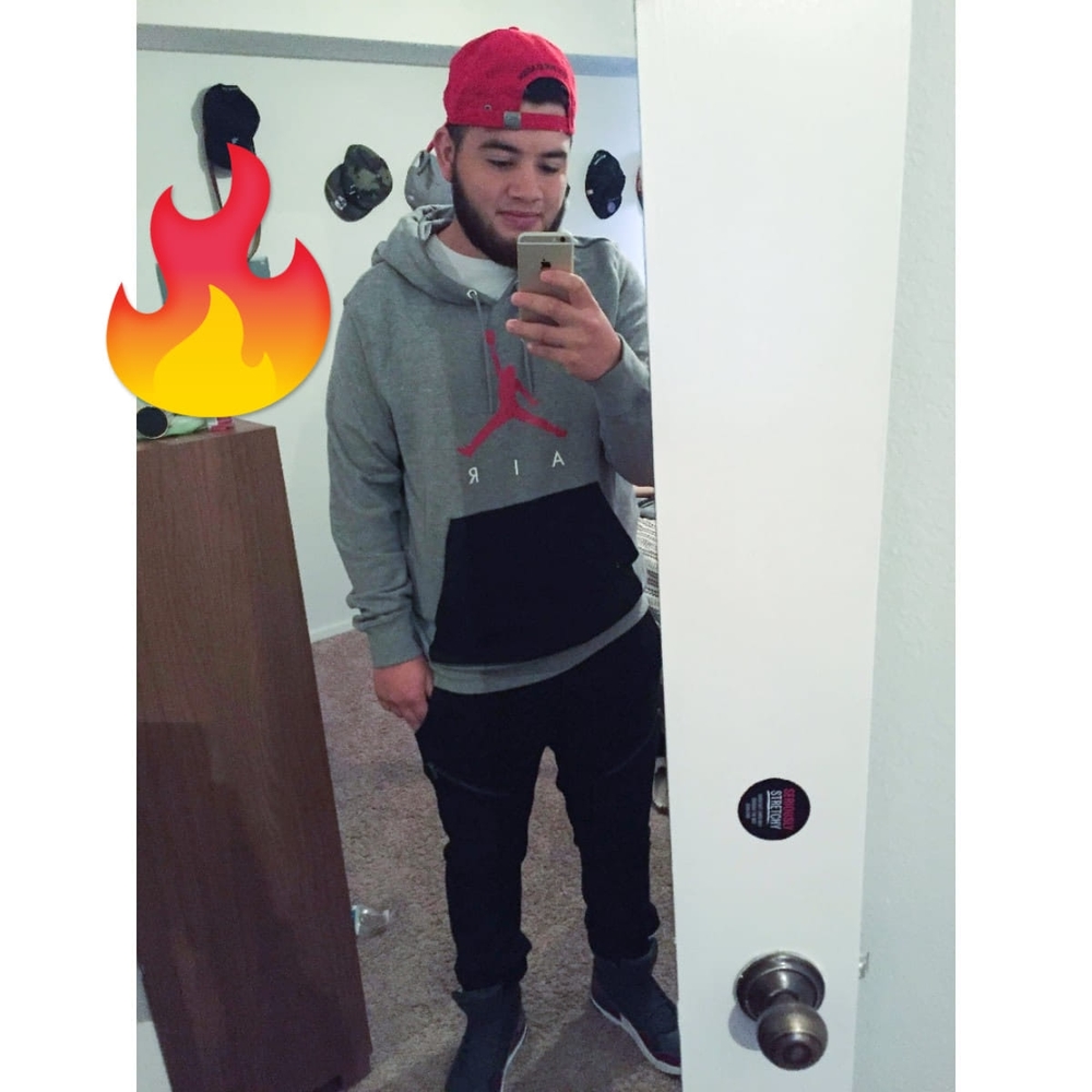 Meet your Posher, Juan